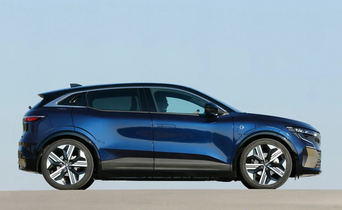 Renault Megane E-Tech Eléctrico esprit Alpine 160 kW (220 CV) autonomía confort (2025)