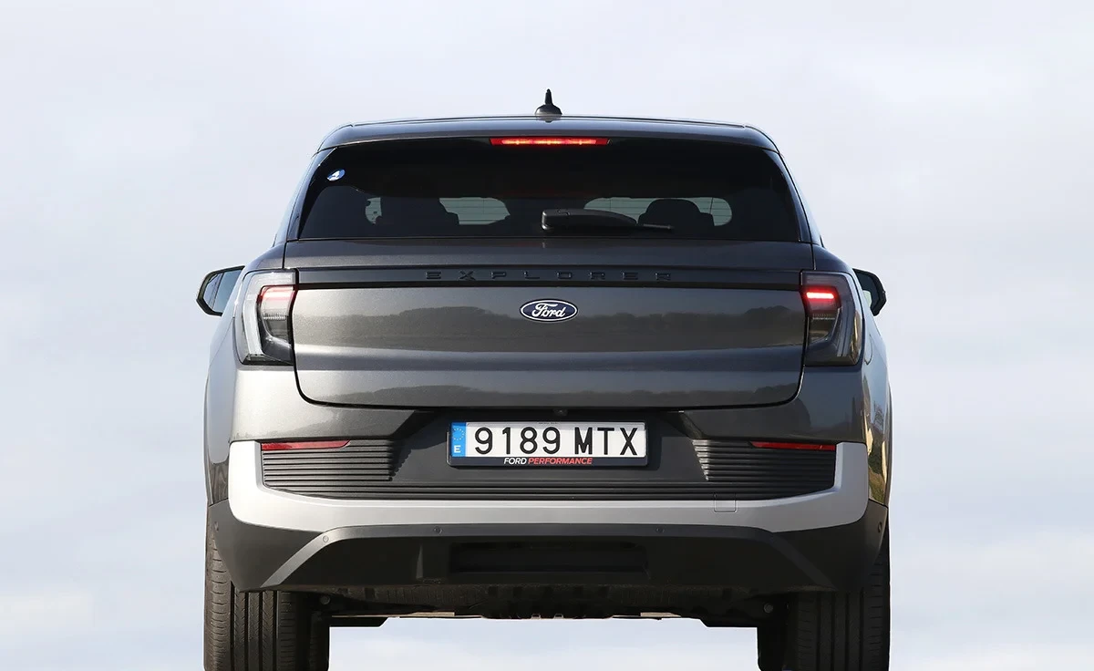 Ford Explorer Select Rango Extendido RWD 79 kWh 286 CV (2026)