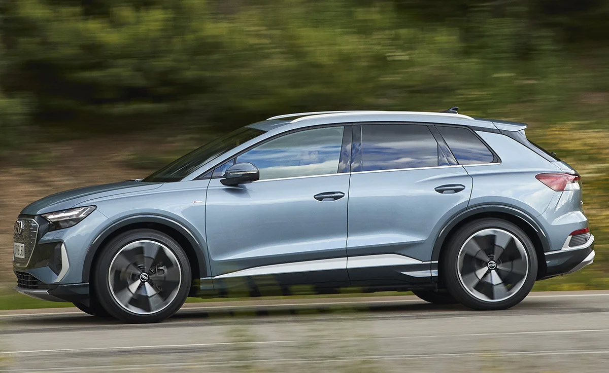 Audi Q4 e-tron 45 Genuine edition (2024-2026)