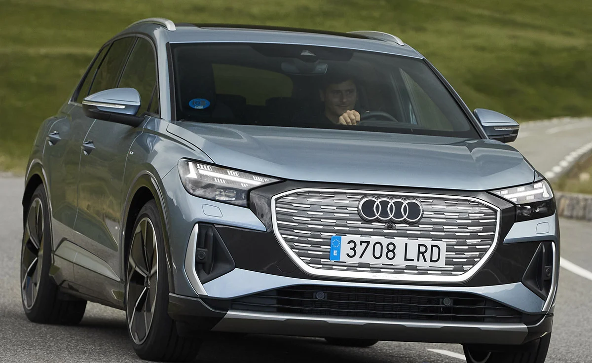 Audi Q4 e-tron 45 Genuine edition (2024-2026)