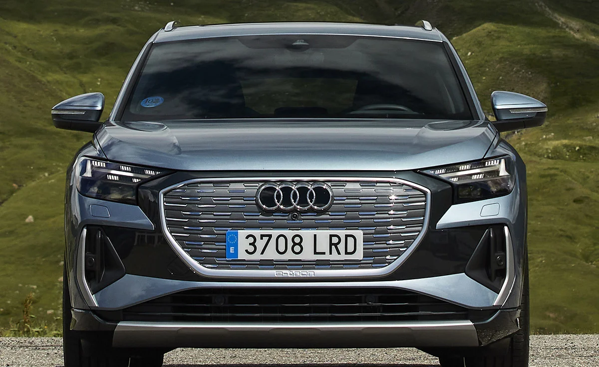 Audi Q4 e-tron 45 Genuine edition (2024-2026)