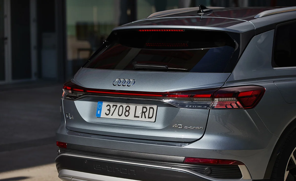 Audi Q4 e-tron 45 Genuine edition (2024-2026)