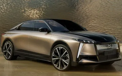 DS Nº8 Étoile FWD Long Range 245 CV (2025)