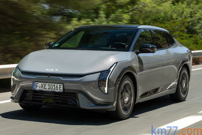 KIA EV4 Fastback GT