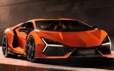 Lamborghini Revuelto