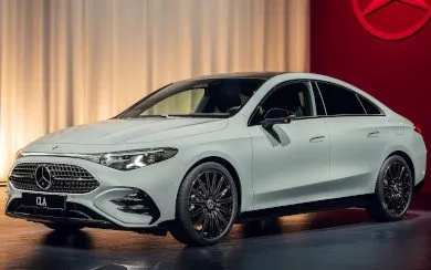 Mercedes-Benz CLA 200 con tecnología EQ (2025)