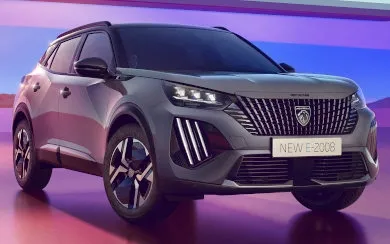 Peugeot E-2008 Style 115 kW (156 CV) (2024)