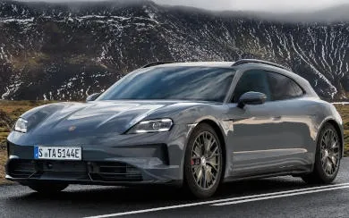 Porsche Taycan GTS Sport Turismo (2024)