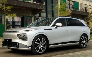 XPENG G9 RWD Long Range (2025)